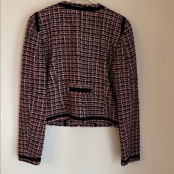 Mango Tweed cropped boxy Black red white full zip Blazer suit jacket women 8 EUC - Picture 9 of 12